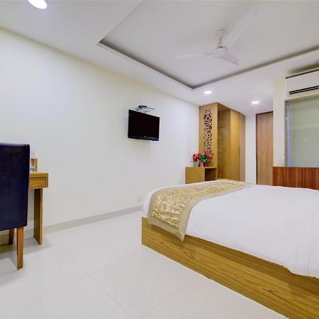 Airport Hotel Daya Capitol Nové Dillí Exteriér fotografie