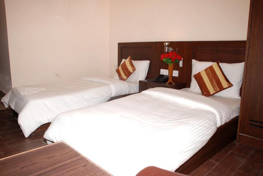 Airport Hotel Daya Capitol Nové Dillí Exteriér fotografie